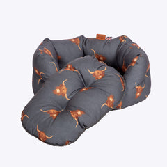 Danish Design Bramblehorn Deluxe Slumber Dog Bed showing theremovable mattress
