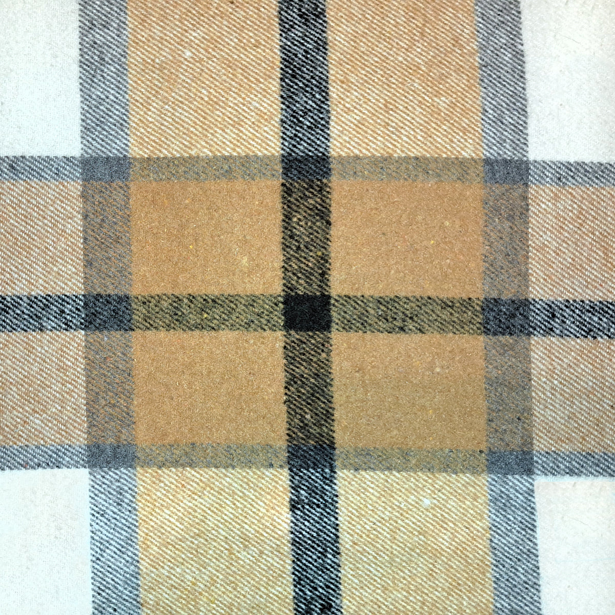 Danish Design Bowmore Deluxe Slumber Dog Bed – Sand close up swatch