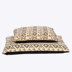 Danish Design Sherpa Fleece Deep Duvet Dog Bed – Neutral Geometric