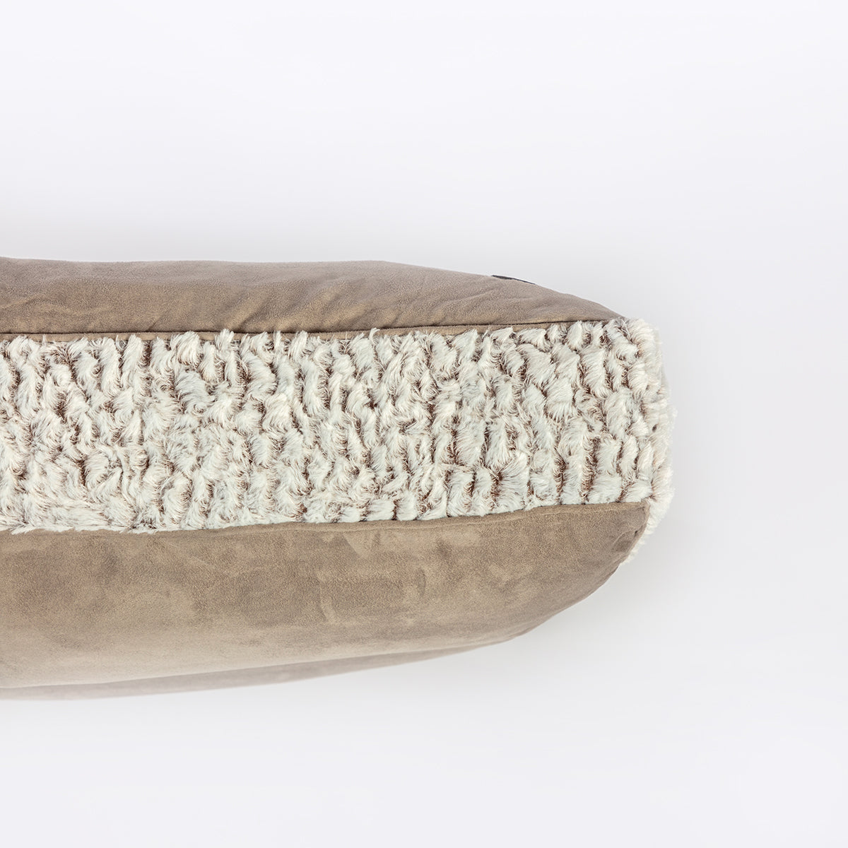 Danish Design Arctic Box Duvet Dog Bed Close Up 