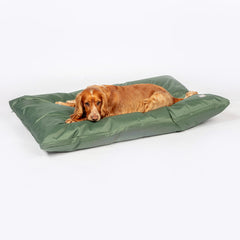 Danish Design County Deep Duvet Dog Bed witb Dog