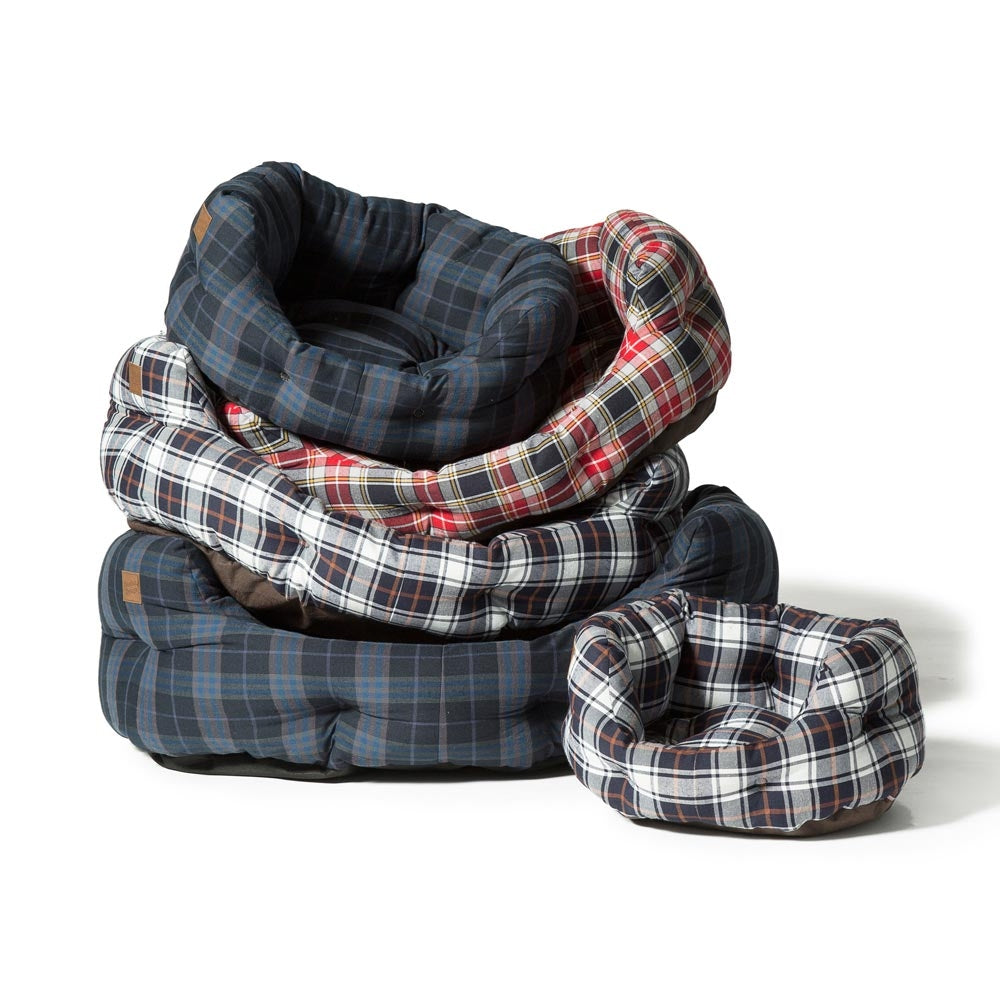 Danish Design Lumberjack Deluxe Slumber Dog Bed Group with all 3 Colours