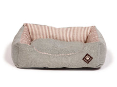 Danish Design Maritime Snuggle Dog Bed